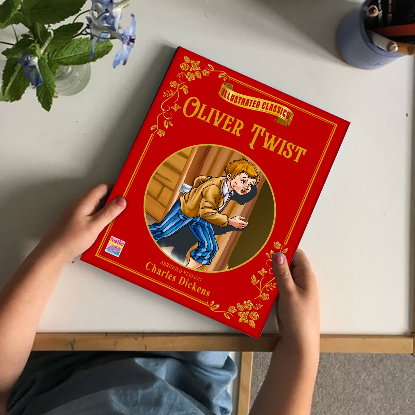 Oliver Twist - Book dimensions 17x24 cm