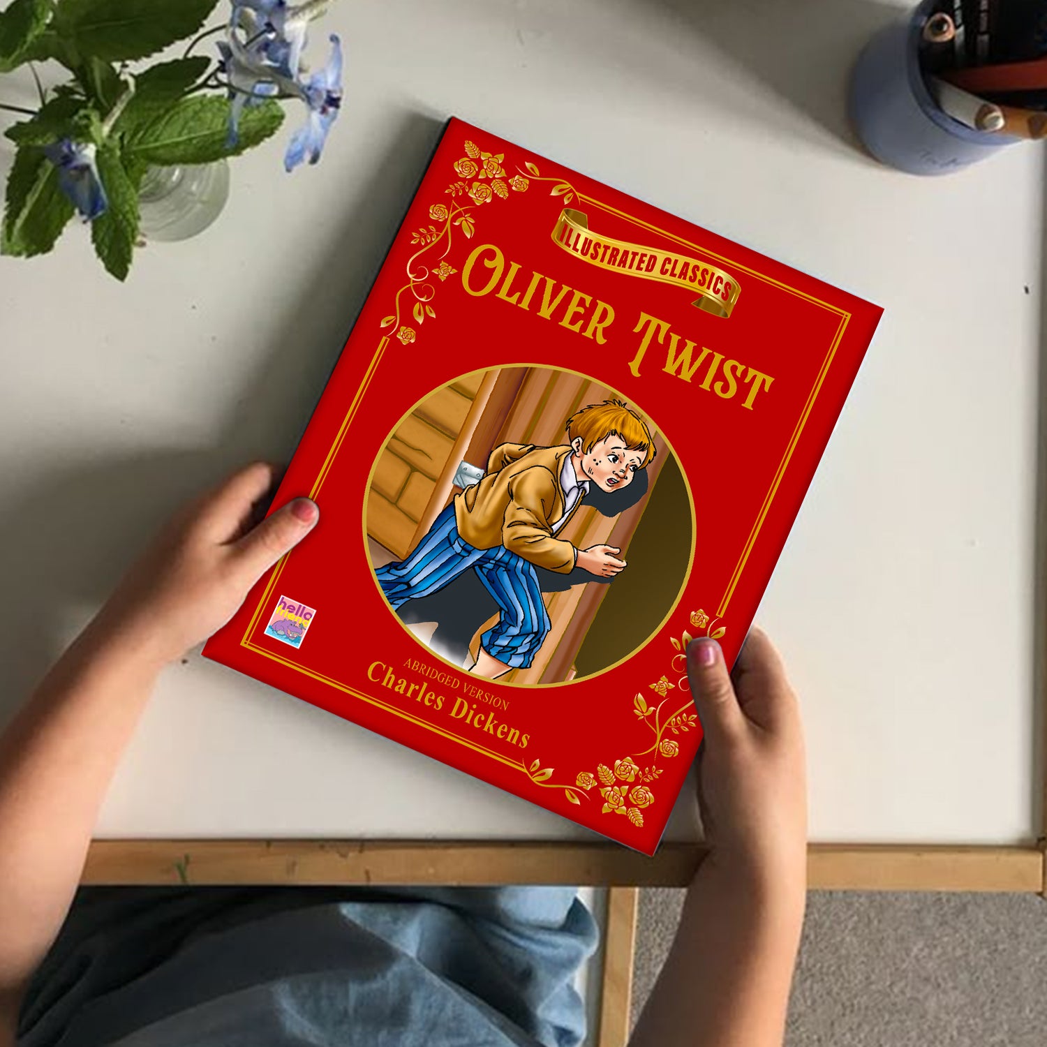 Oliver Twist - Book dimensions 17x24 cm